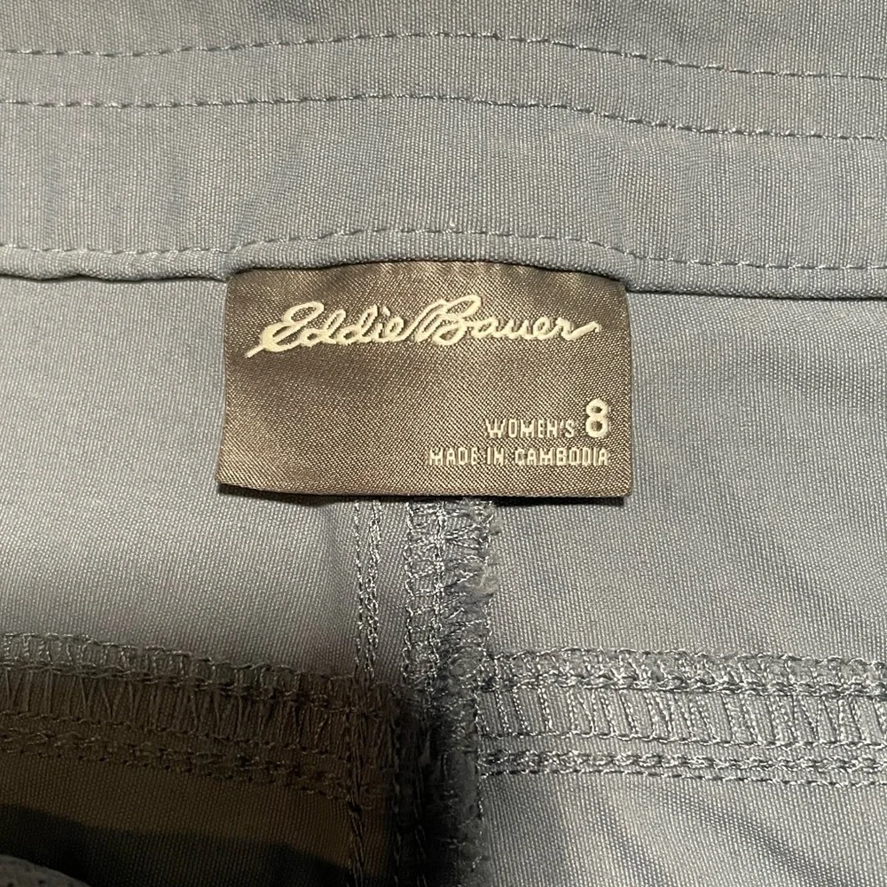 Eddie Bauer Women's Rainier Capri pants in a blue/gray color. Size 8. - Picture 2 of 13